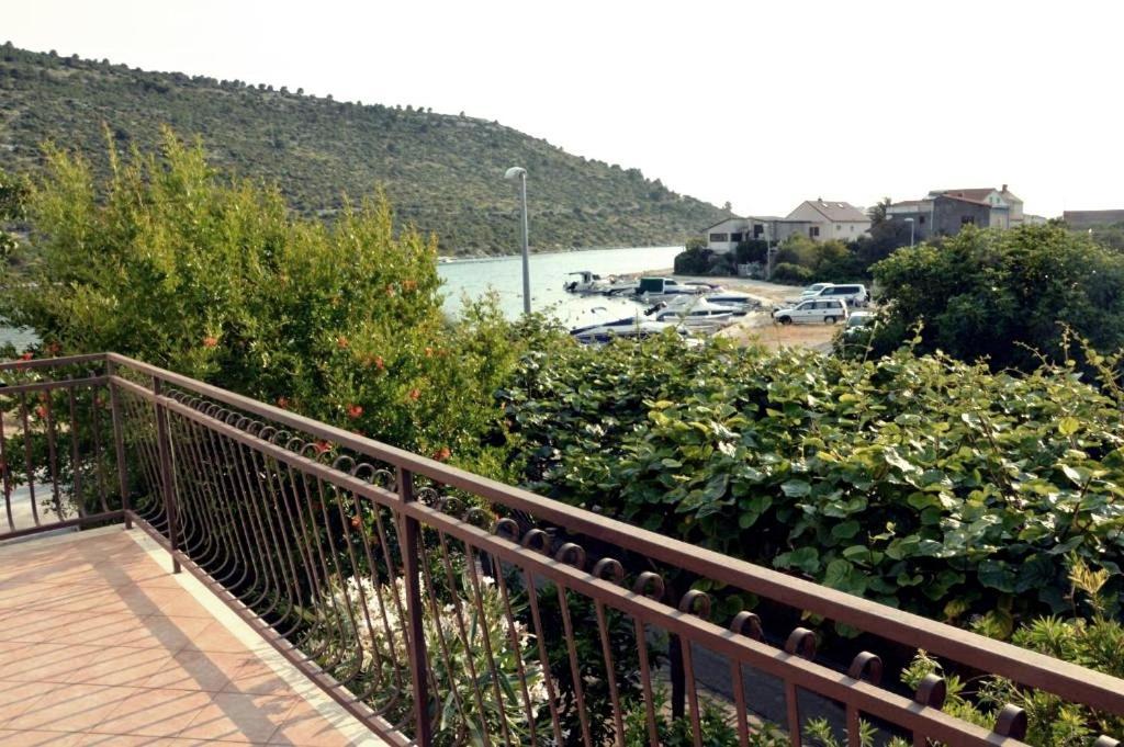 Holiday House Maja Podglavica Экстерьер фото